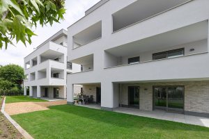 M. Bayer Baukoordination Neubau Deizisau Gartenstraße Garten