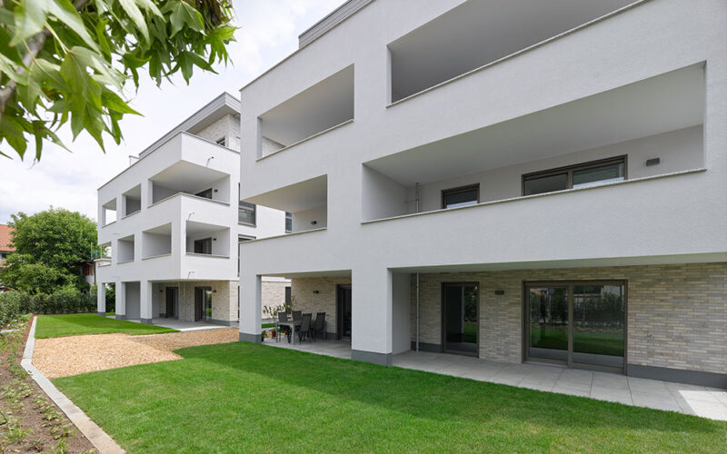 M. Bayer Baukoordination Neubau Deizisau Gartenstraße Garten